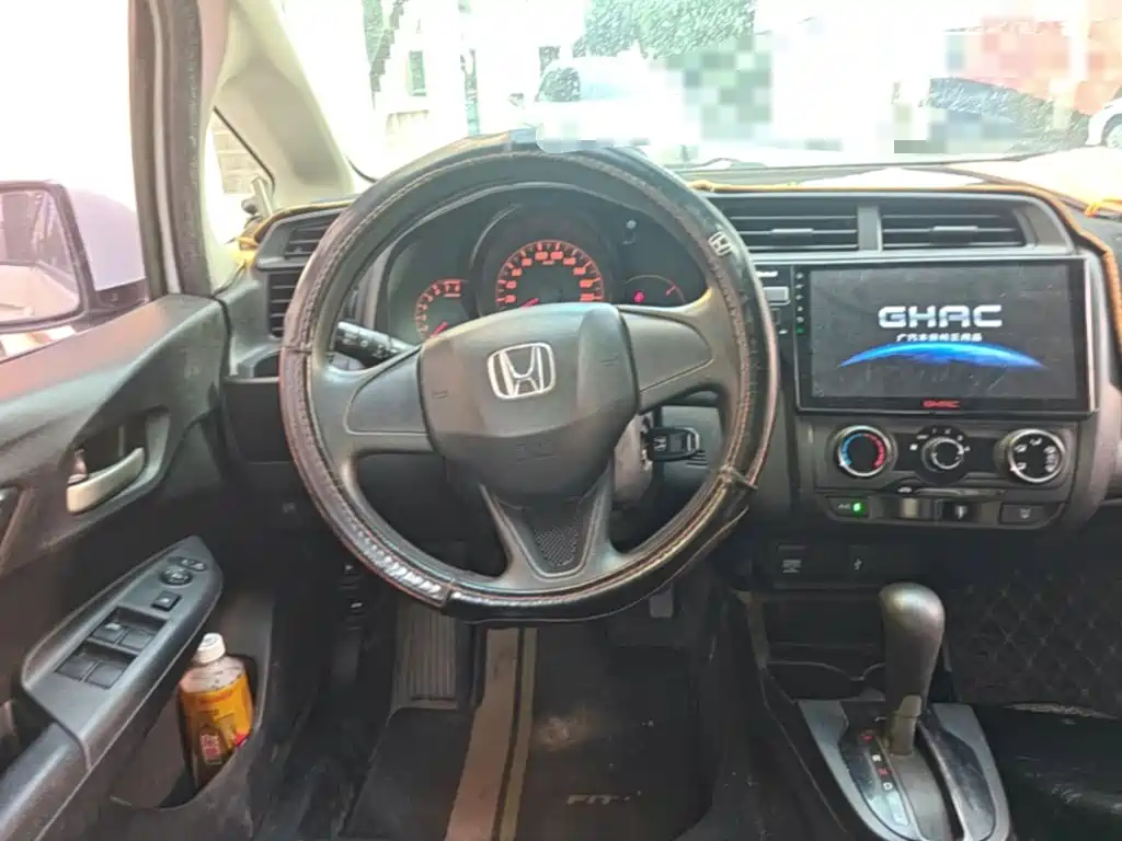 Honda Fit — миниатюра 11