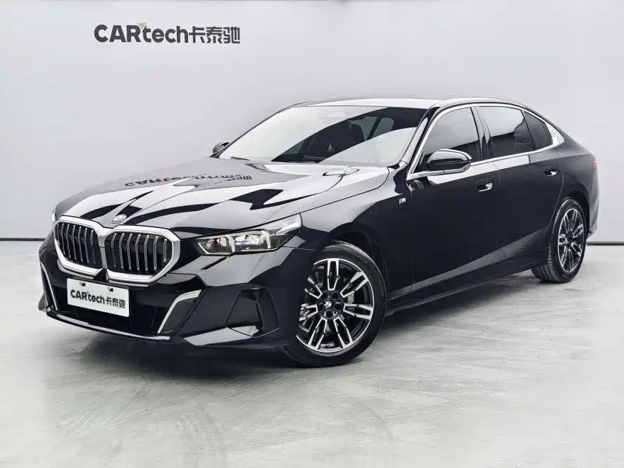 BMW 5 Series 2024