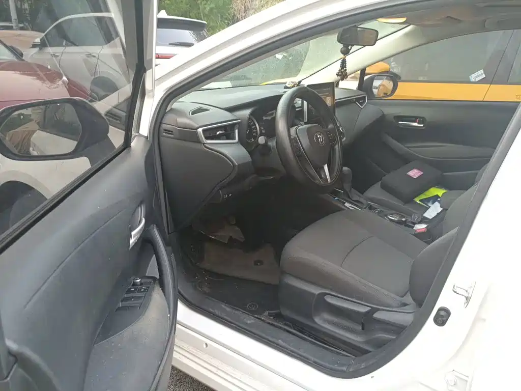 Toyota Corolla — миниатюра 12