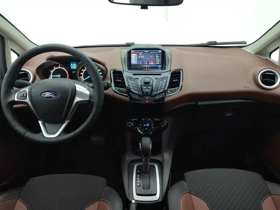Ford Fiesta — миниатюра 12