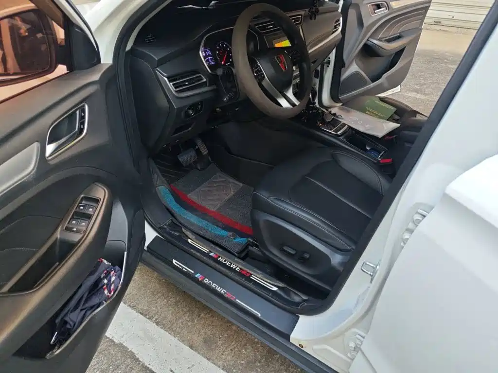Roewe RX3 — миниатюра 17