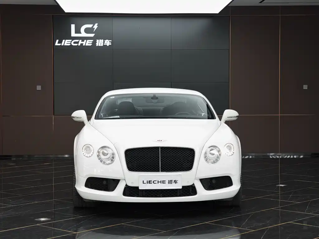 Bentley Continental 4.0T GT V8, фото 2