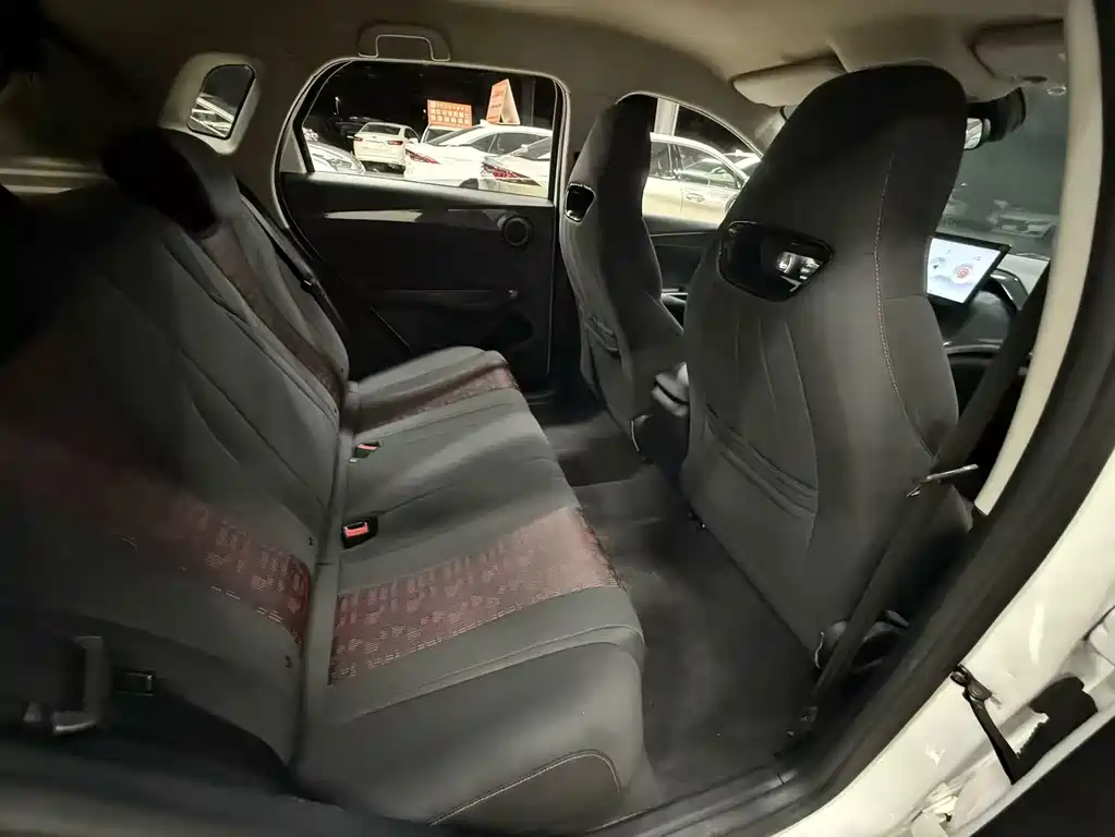 BYD e2 — миниатюра 5