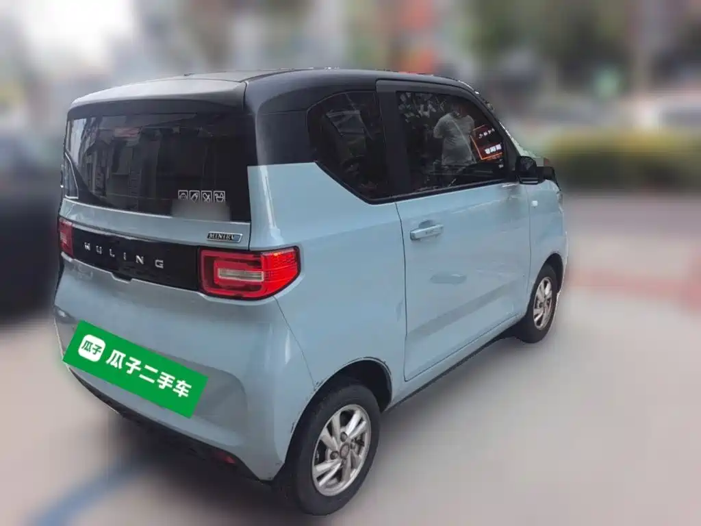 Wuling MINIEV — миниатюра 5