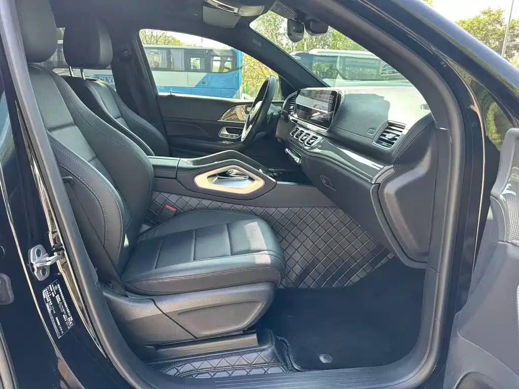 Mercedes-Benz GLE Coupe — миниатюра 13
