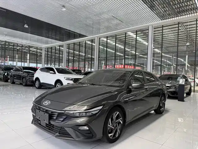 Hyundai Elantra