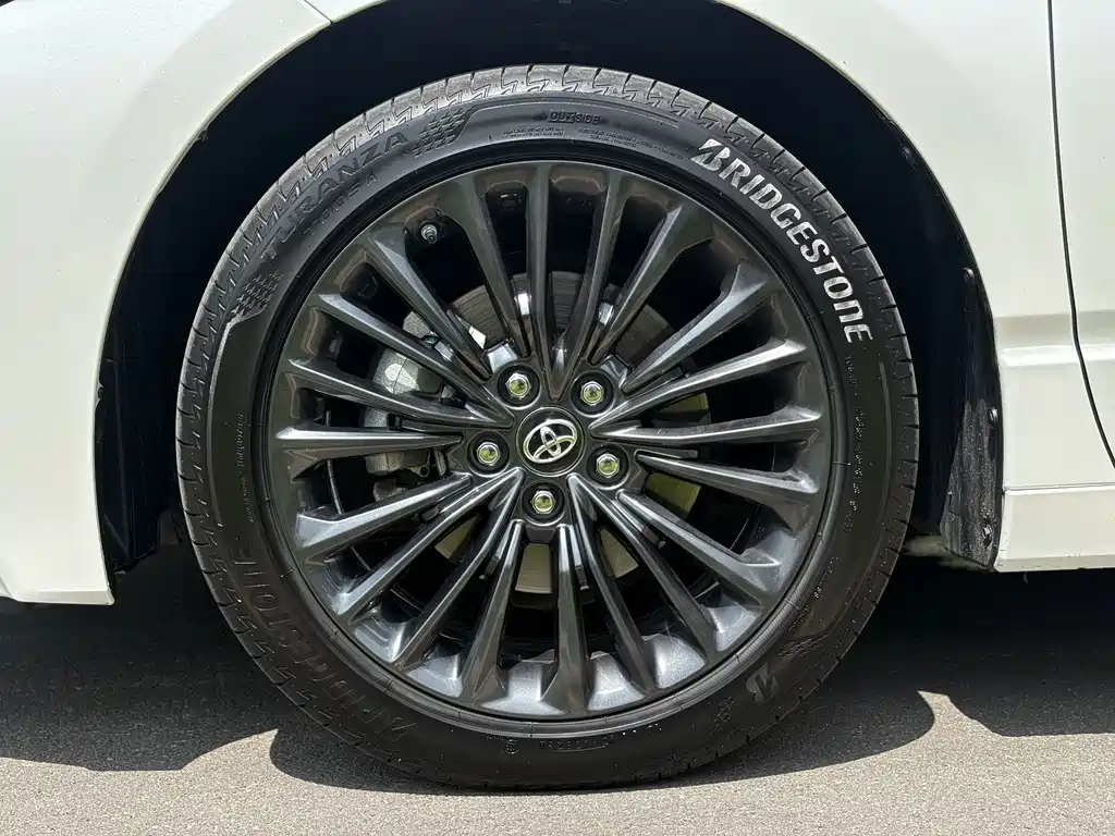 Toyota Avalon — миниатюра 19