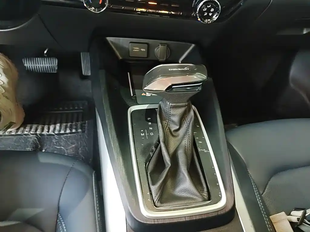 Chevrolet Monza — миниатюра 14
