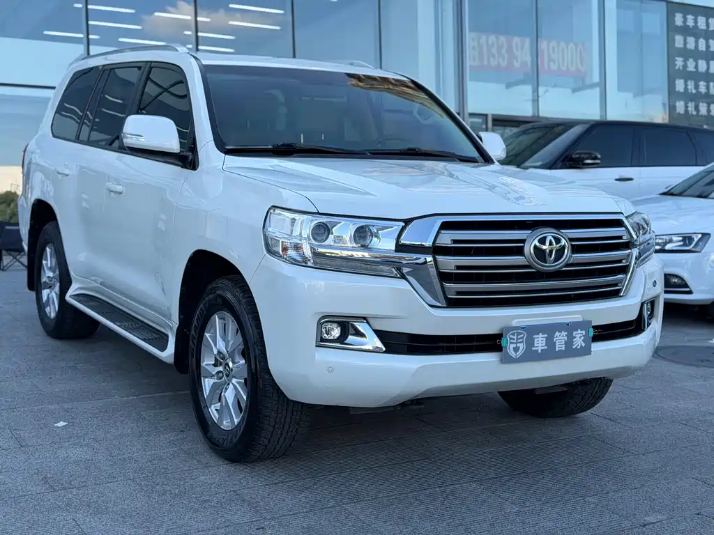 Toyota Land Cruiser — миниатюра 3