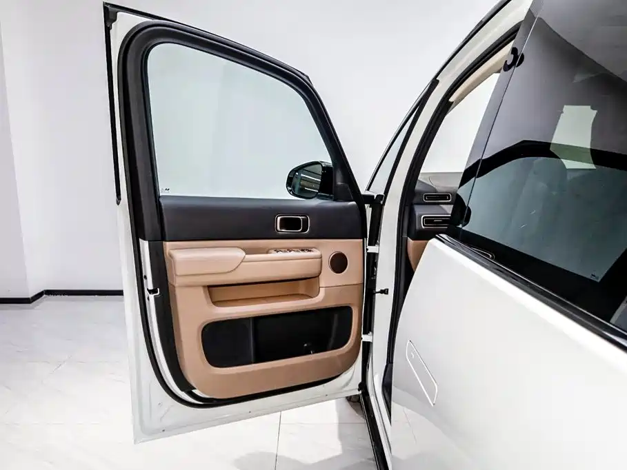 Li Auto Li MEGA — миниатюра 8