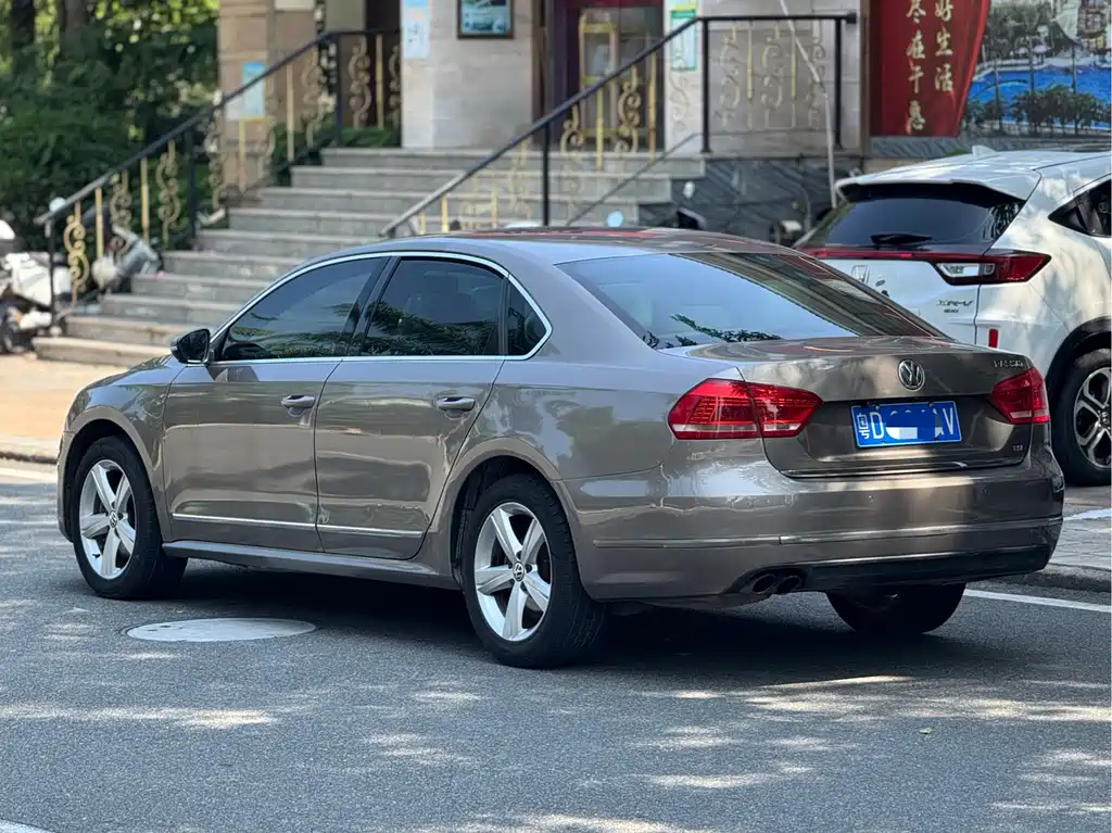 Volkswagen Passat — миниатюра 11