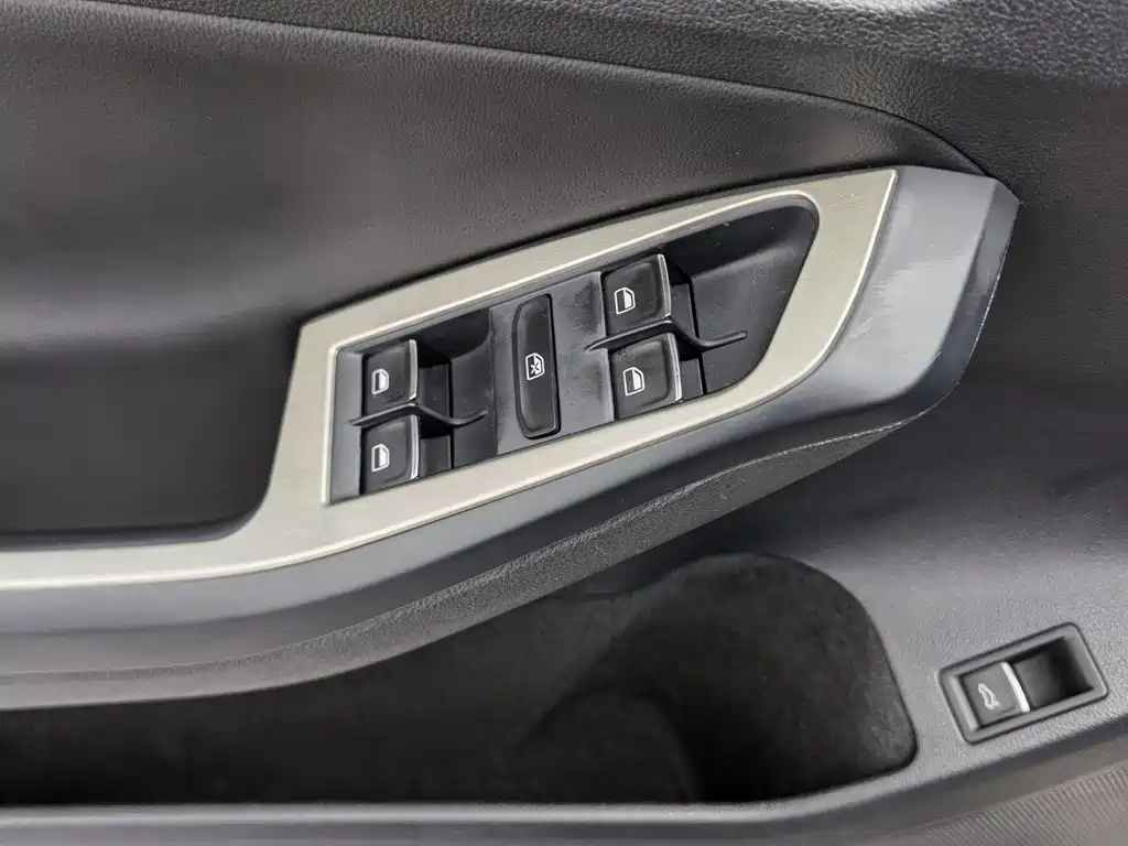 Volkswagen Sagitar — миниатюра 9