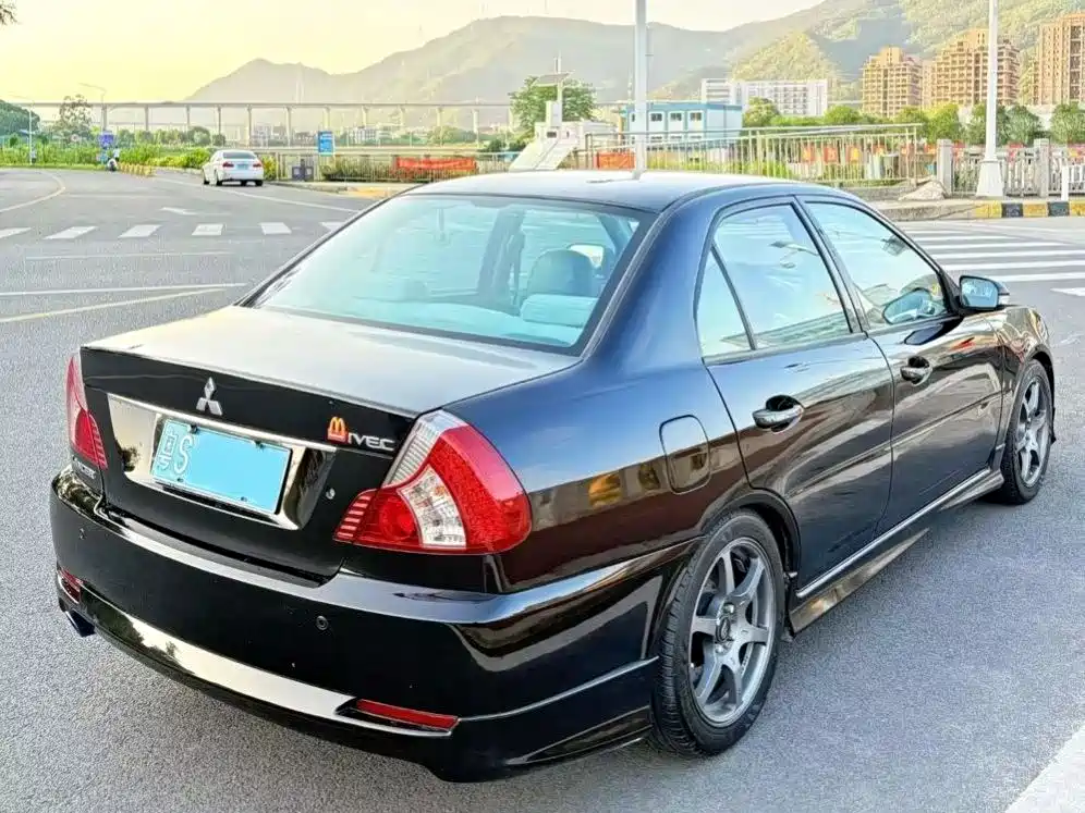 Mitsubishi Лэнс. — миниатюра 4