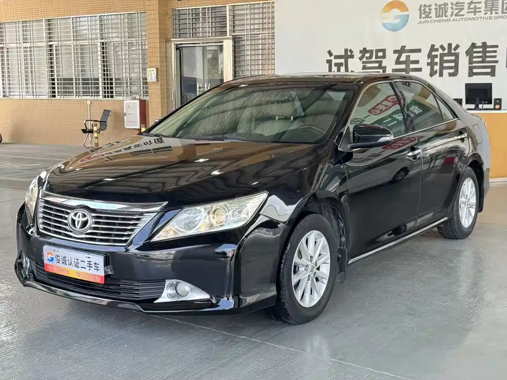 Toyota Camry 2014