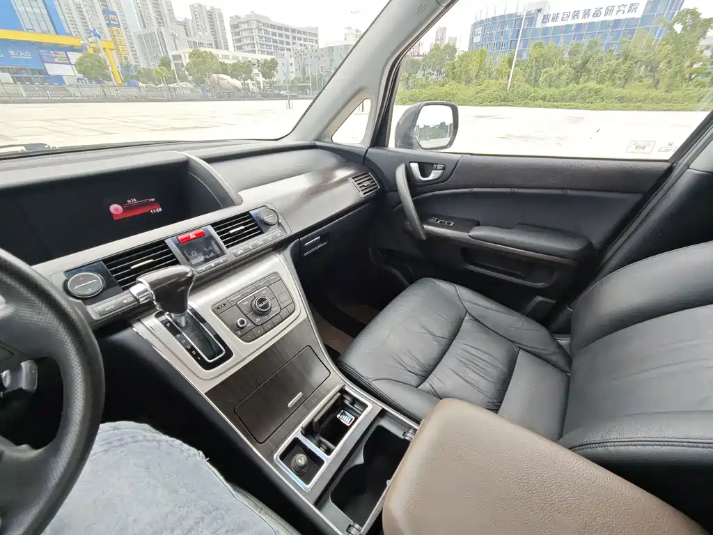 Honda Elysion — миниатюра 18
