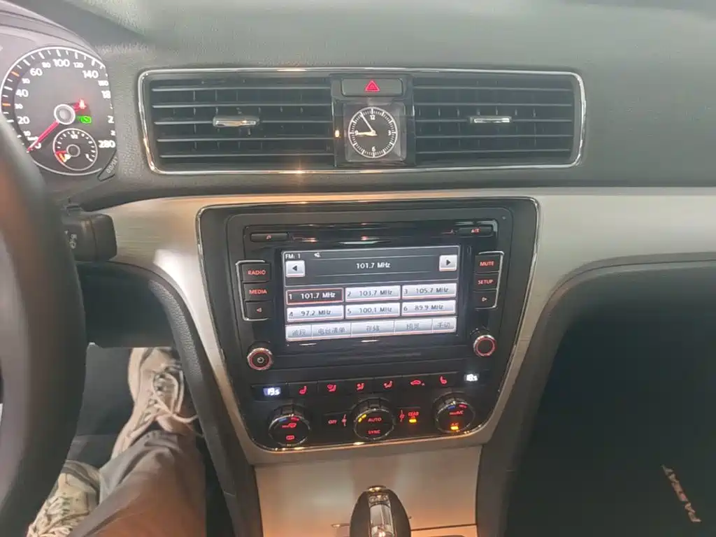 Volkswagen Passat — миниатюра 13