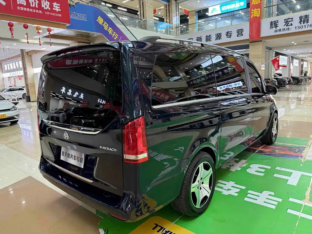 Mercedes-Benz V-Class — миниатюра 7