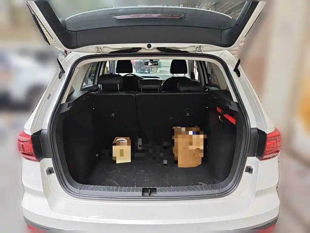 Volkswagen Tharu — миниатюра 9