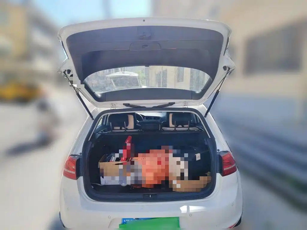 Volkswagen Golf — миниатюра 10