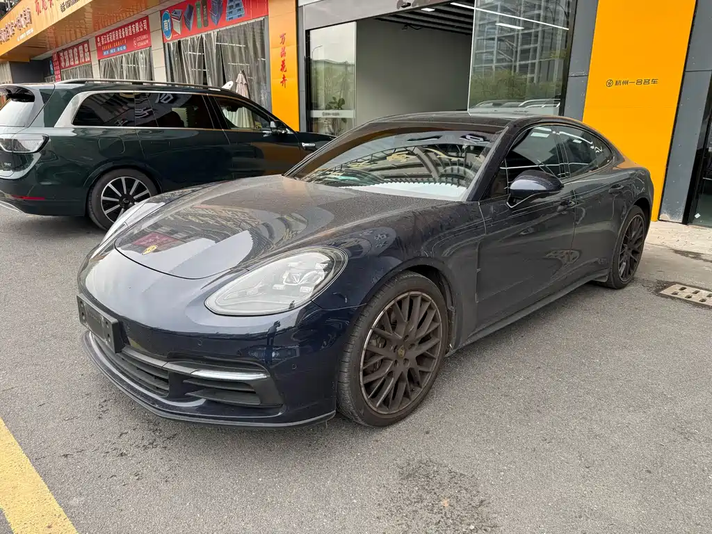 Porsche Panamera 2020