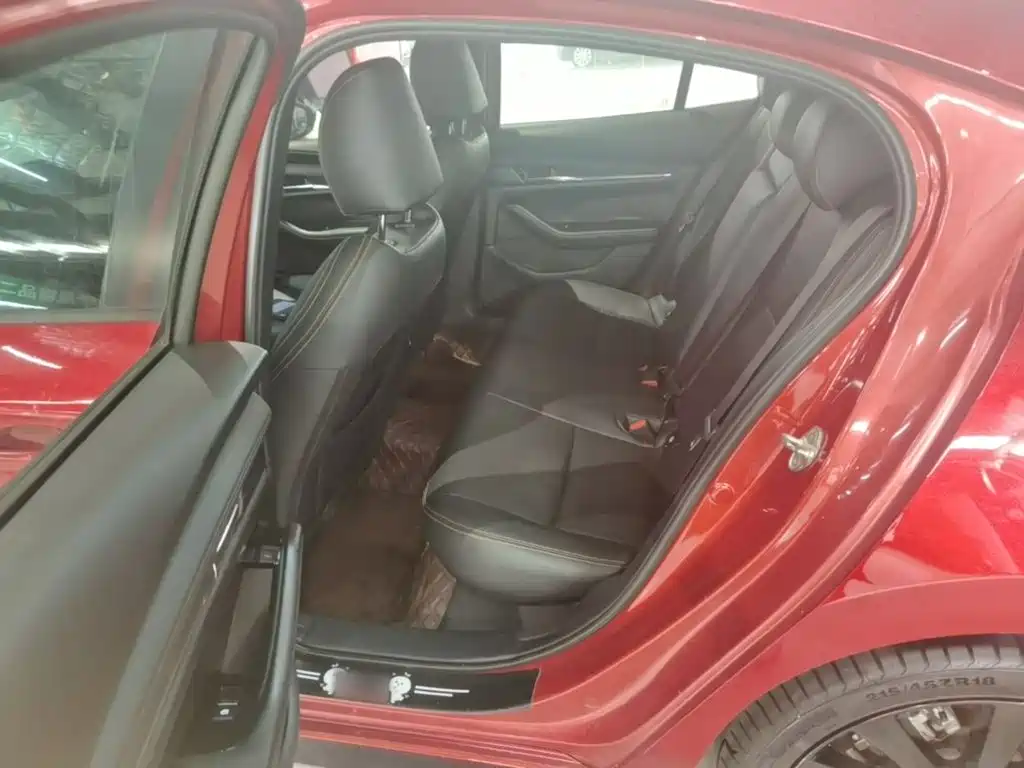 Mazda 3 Axela — миниатюра 17