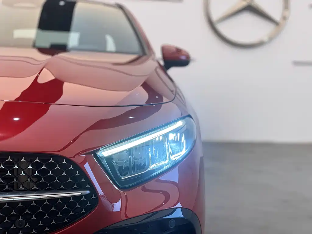 Mercedes-Benz A-Class — миниатюра 3