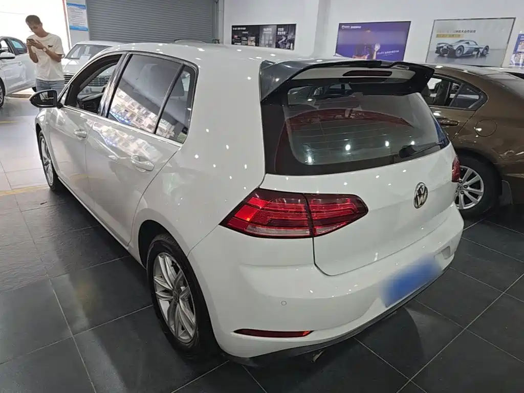 Volkswagen Golf — миниатюра 5