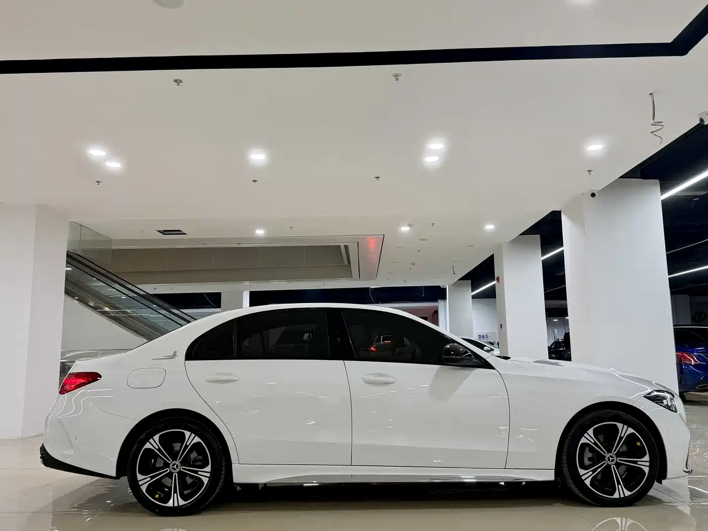 Mercedes-Benz C-class 2022 Белый из Китая, фото 3
