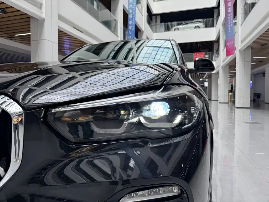 BMW X5 (Import) — миниатюра 18
