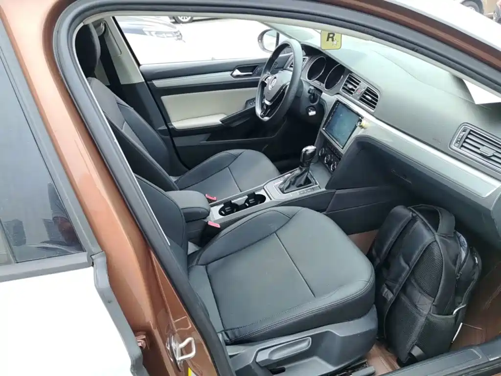 Volkswagen Lamando — миниатюра 25