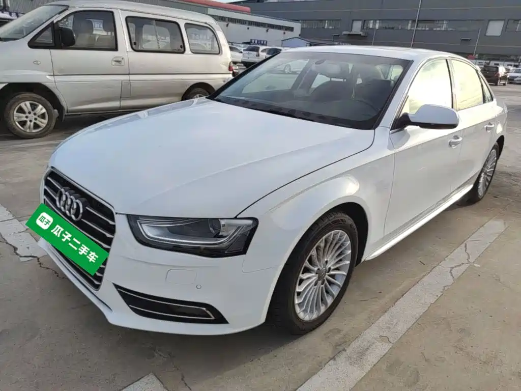 Audi A4L 2015 35 TFSI AT
