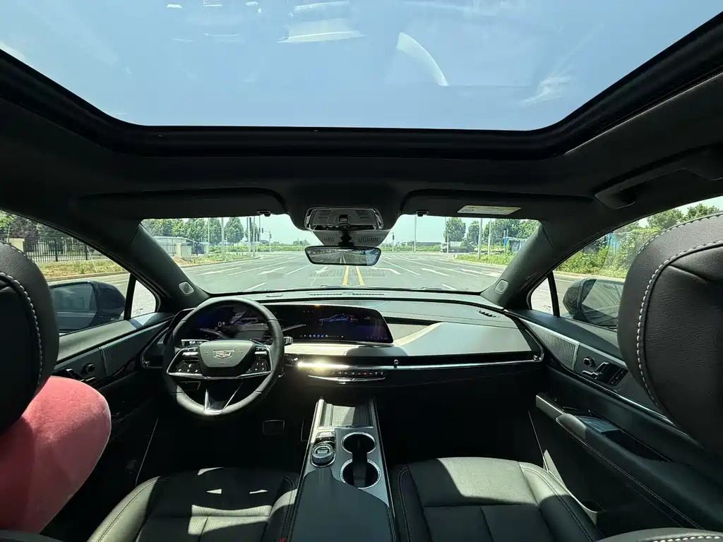 Cadillac XT5 2025 2.0T Luxury