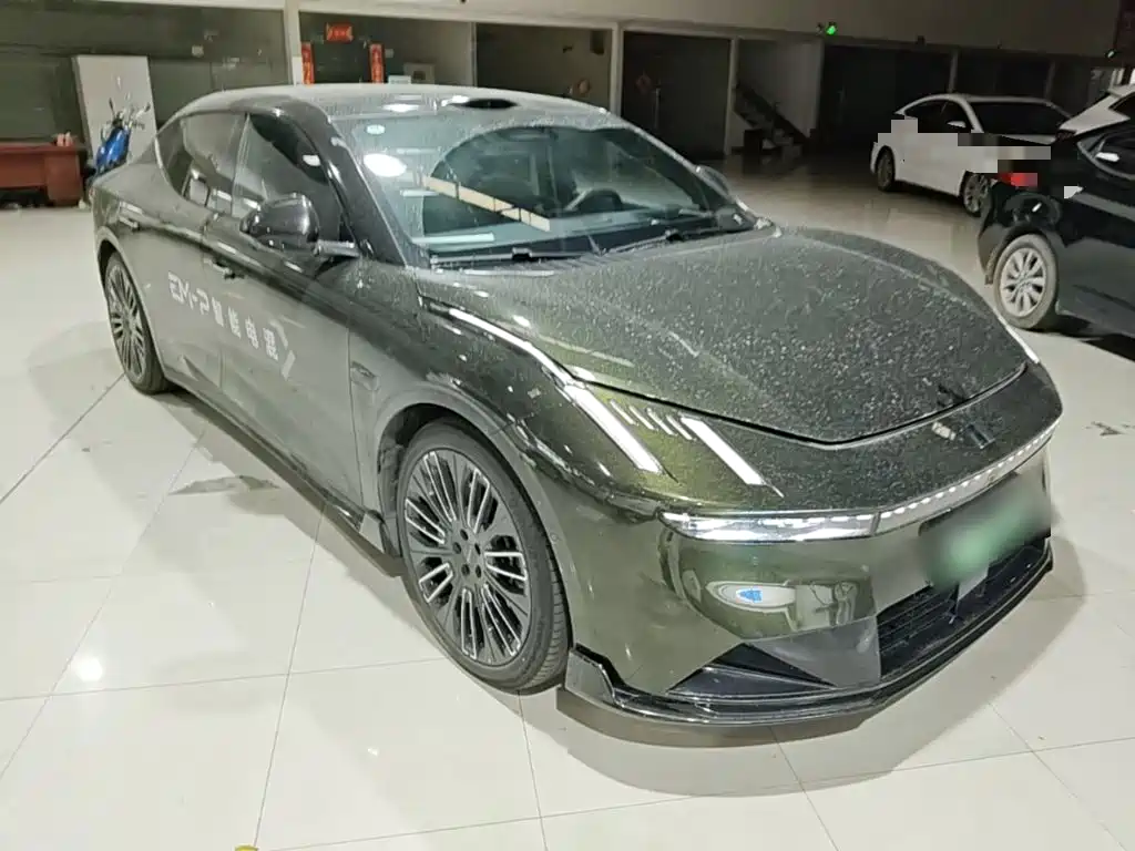 Lynk & Co 10 — миниатюра 4
