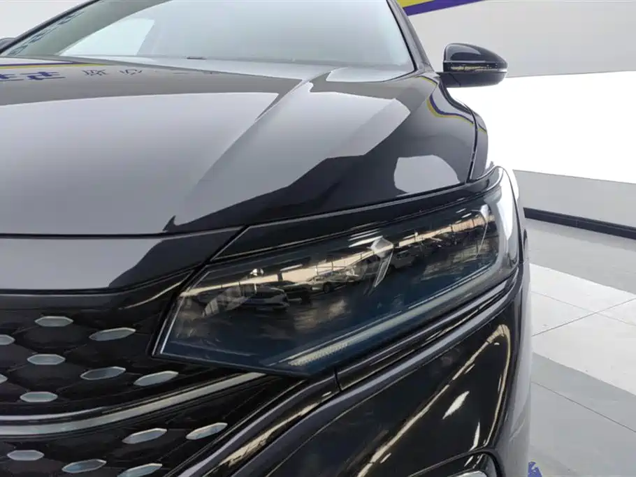 Volkswagen Passat 2022 330TSI Elite