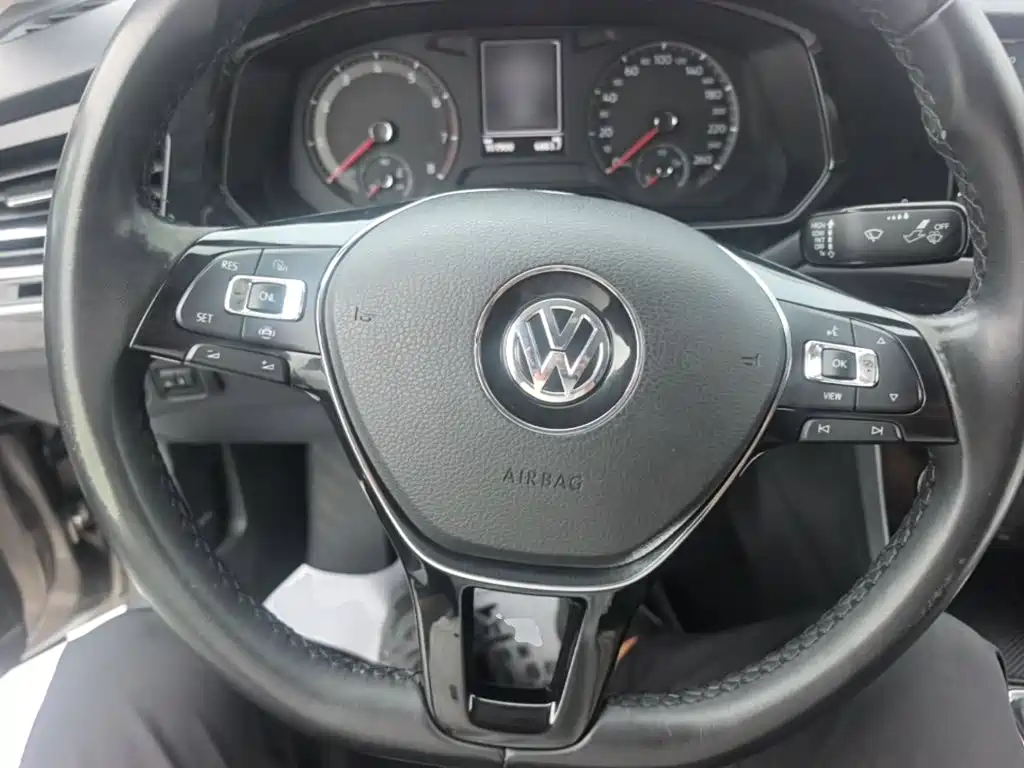 Volkswagen Bora — миниатюра 11