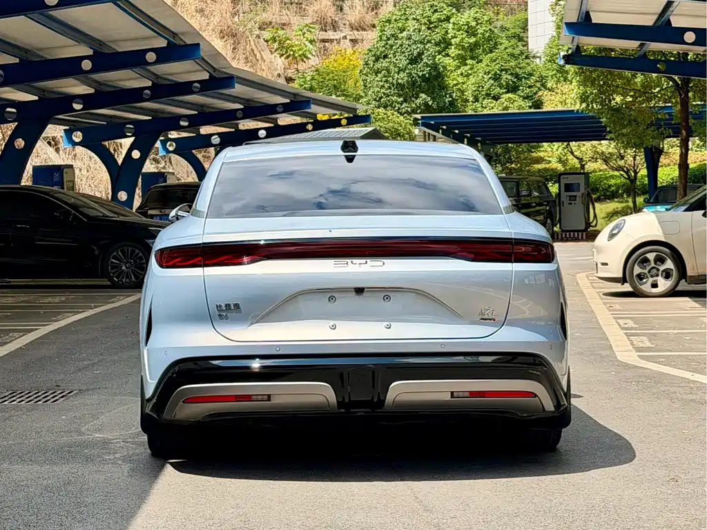 BYD Han L — миниатюра 5
