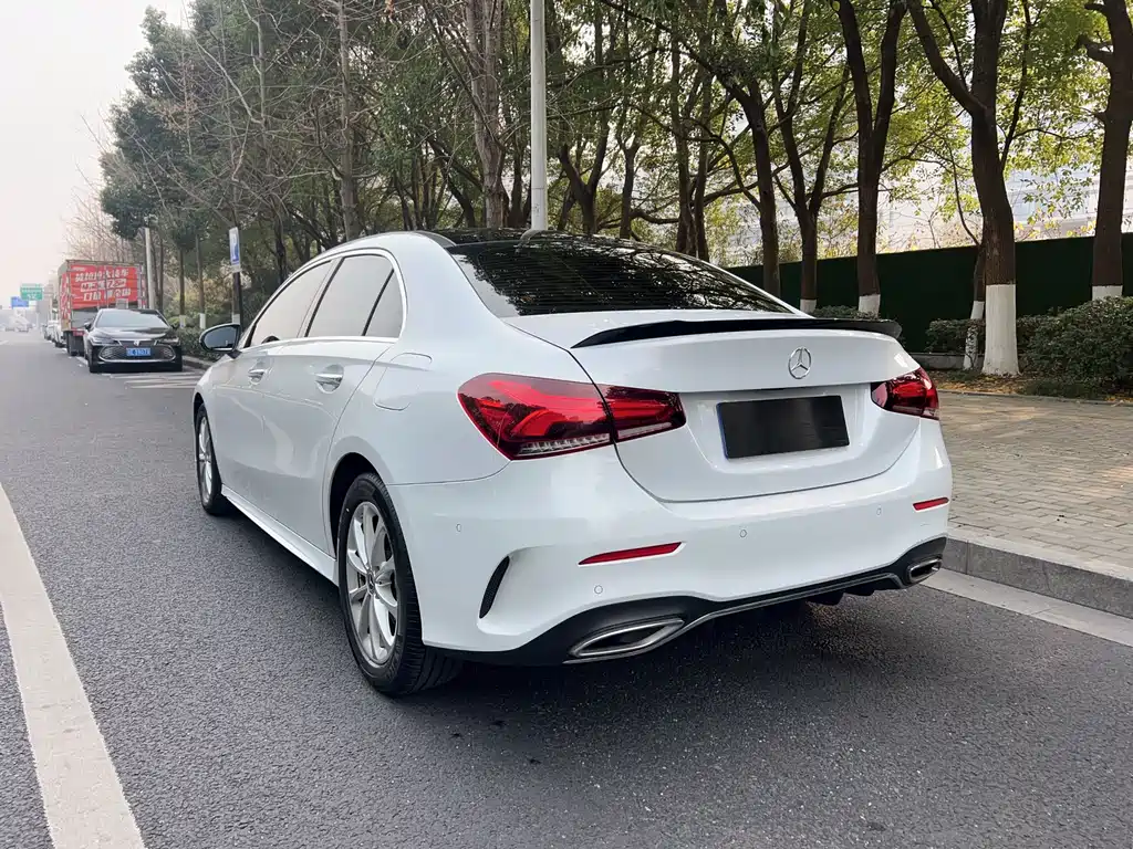 MERCEDES-BENZ A CLASS
