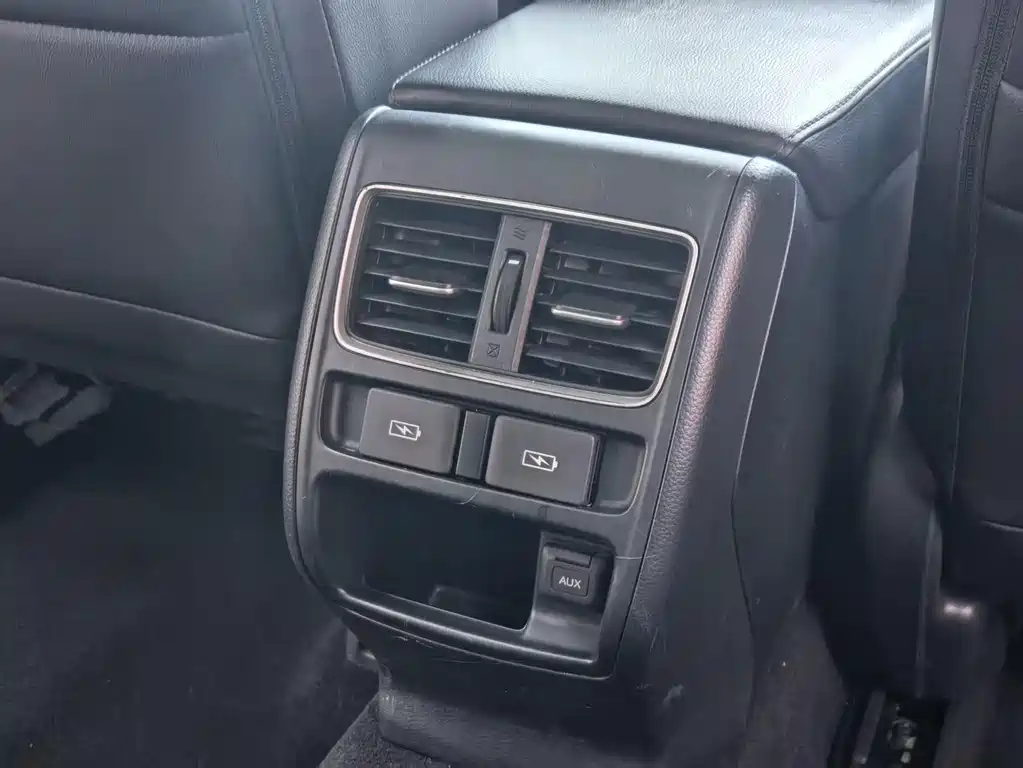 Honda Accord — миниатюра 8