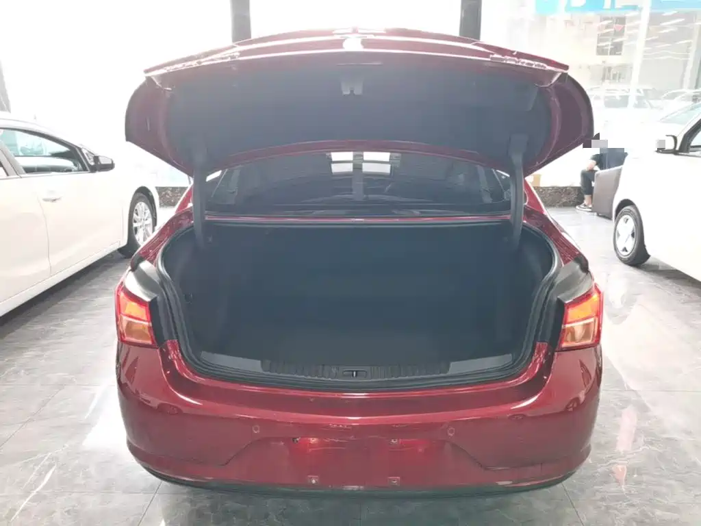 Buick Verano — миниатюра 19