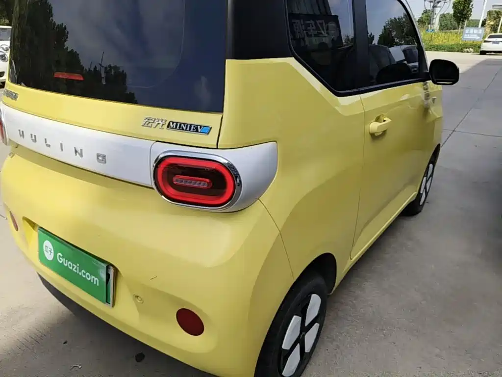 Wuling MINIEV — миниатюра 8