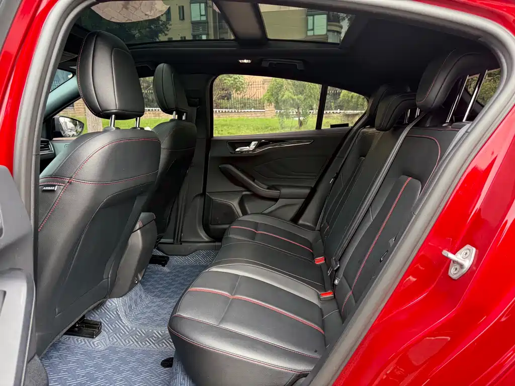 Ford Focus — миниатюра 14