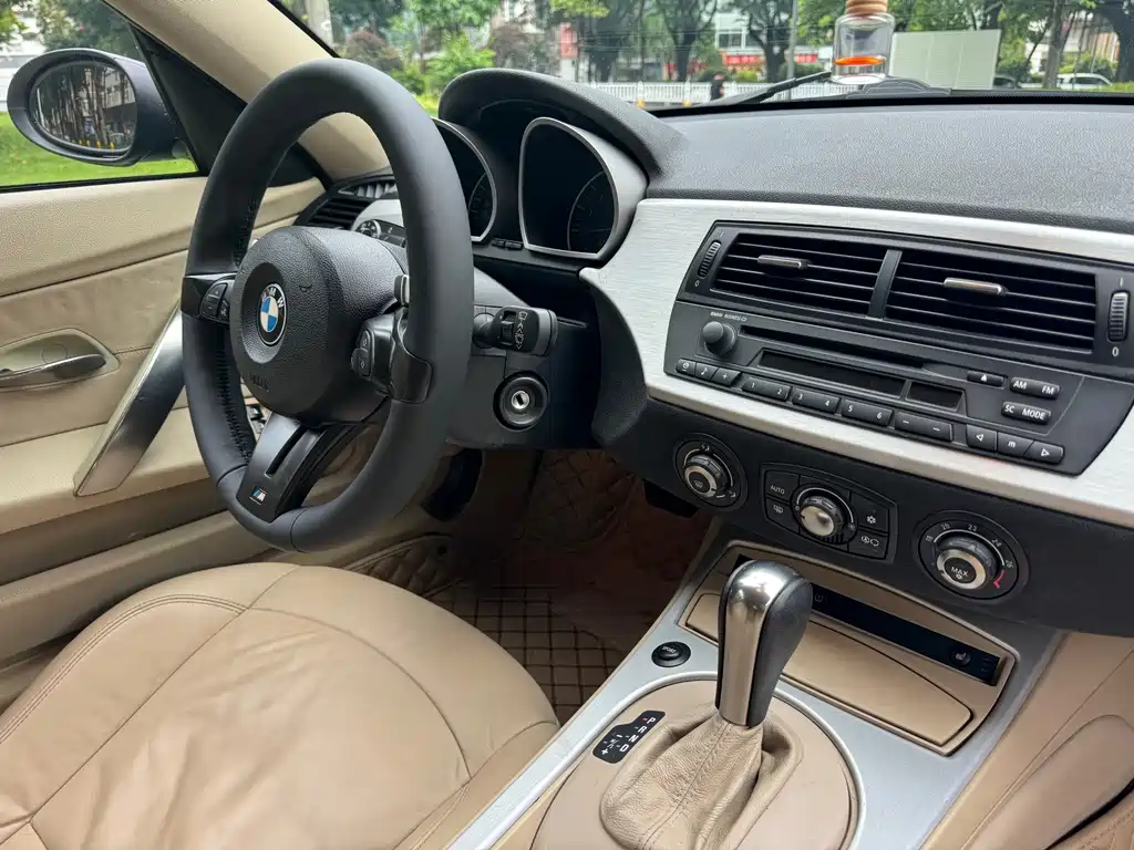 BMW Z4 — миниатюра 9