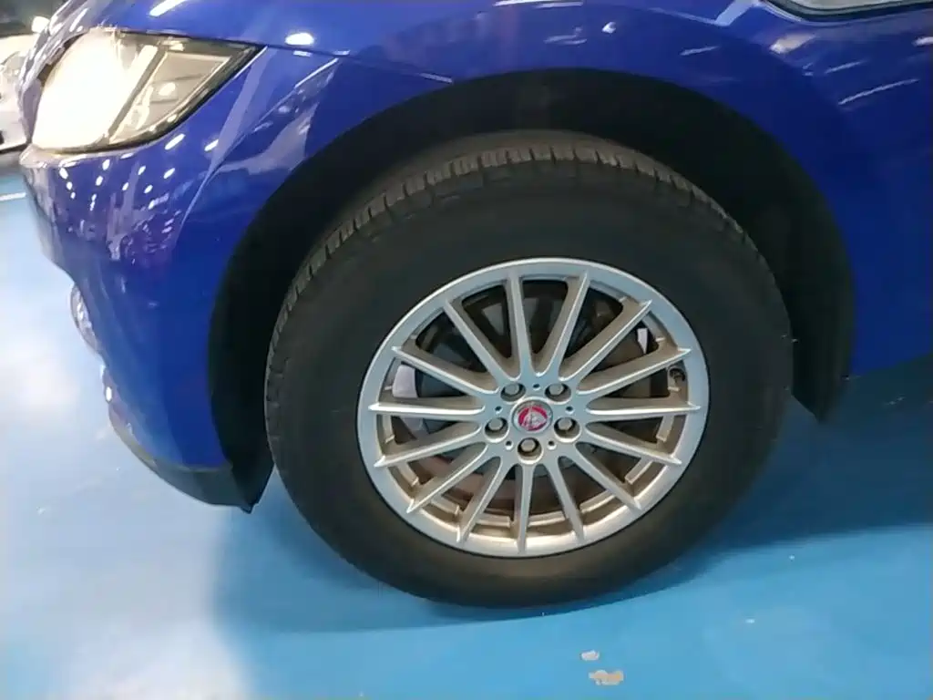 Jaguar F-PACE — миниатюра 23