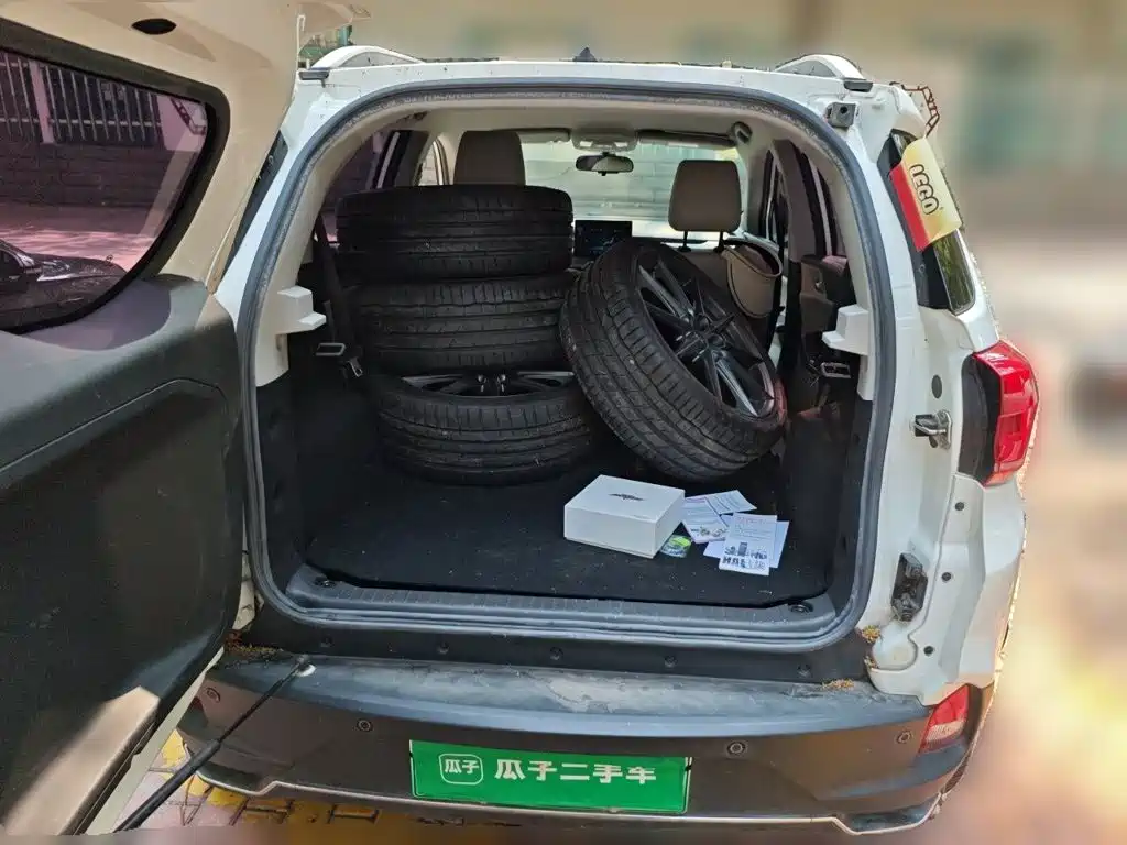 BYD Yuan Pro — миниатюра 15