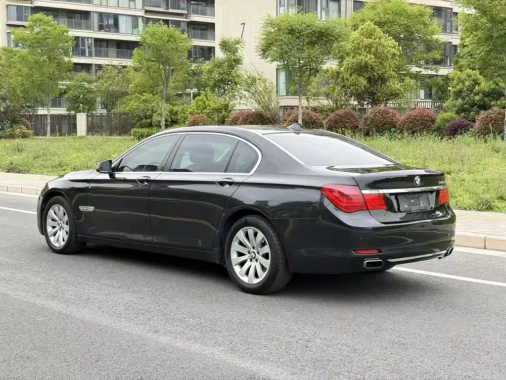 BMW 7 Series 7 2009 740Li Lead