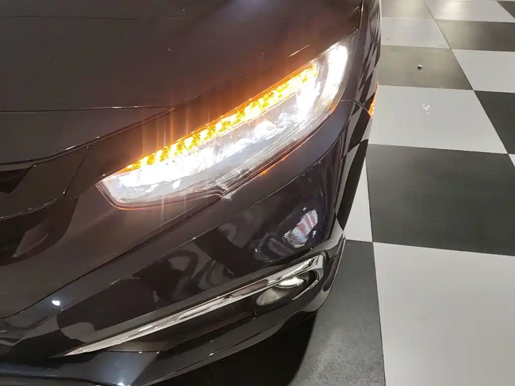 Honda Civic — миниатюра 24