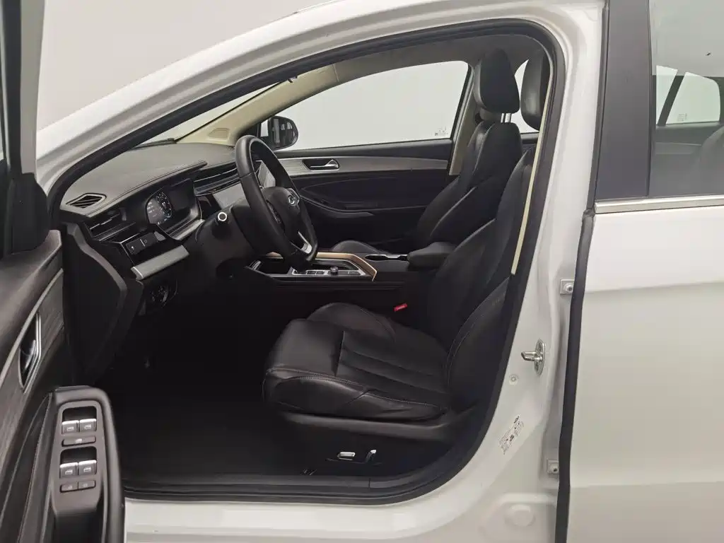 Chery Arrizo 5 PLUS — миниатюра 10