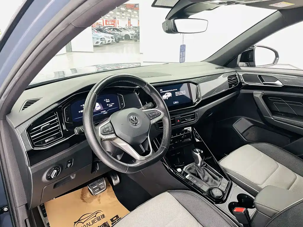 Volkswagen X — миниатюра 6