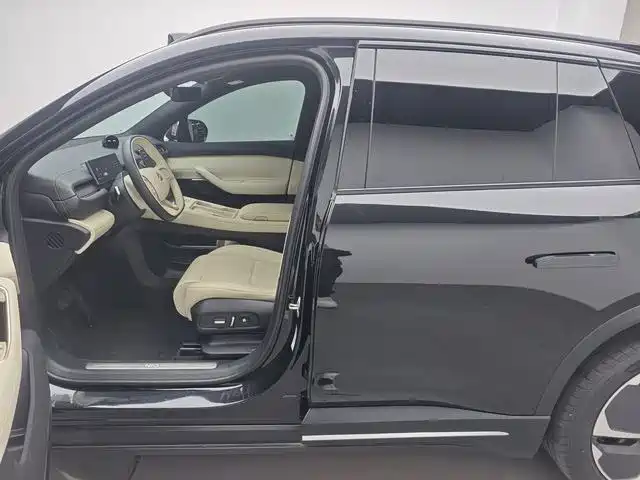 NIO ES6 - фото 16