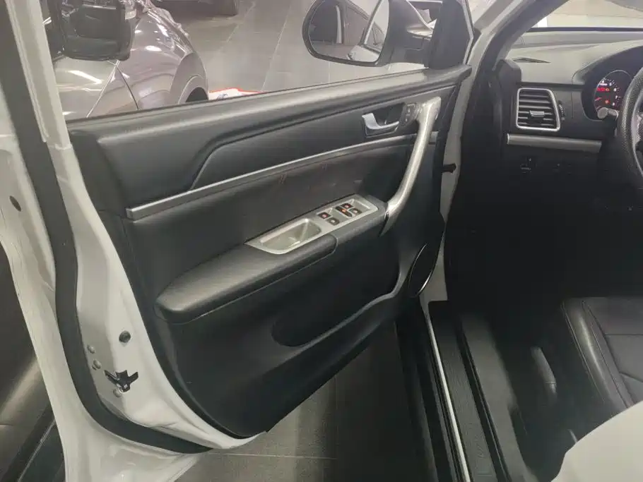 Haval M6 2021 PLUS 1.5T DCT